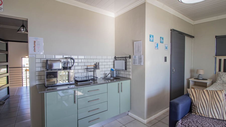 5 Bedroom Property for Sale in Sandy Point Beach Estate Western Cape